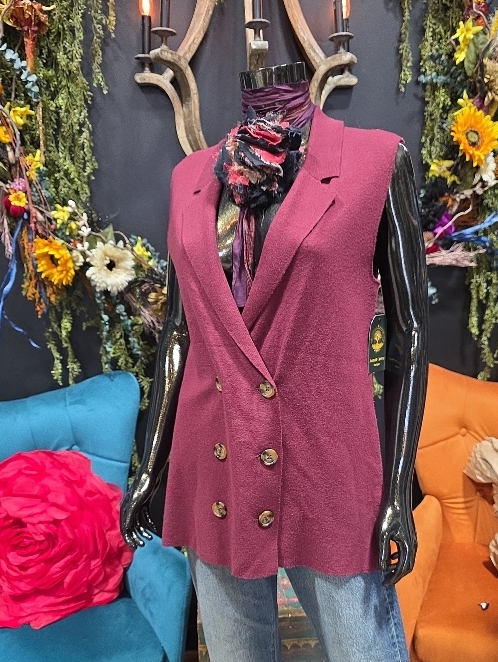 Marled Double-Breasted Knit Sleeveless Vest in Burgundy